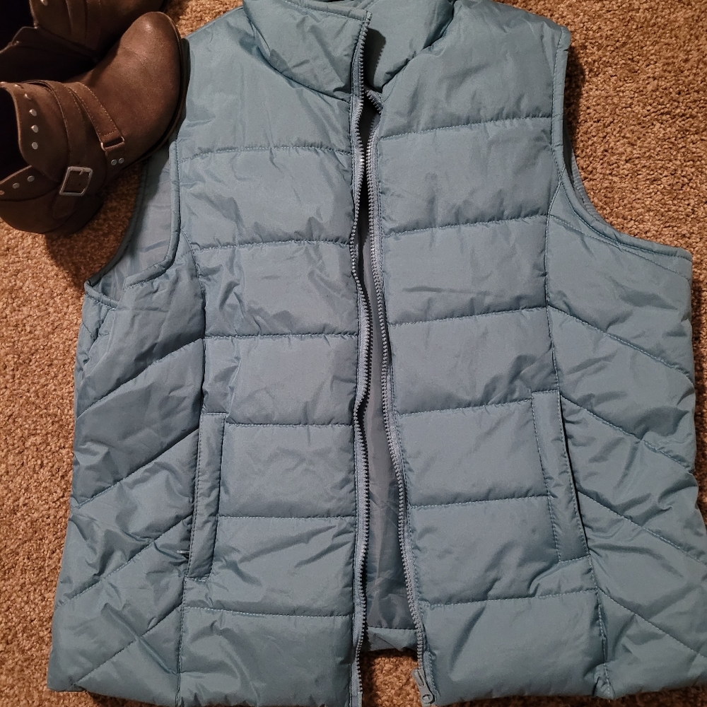 Puffy Teal Vest